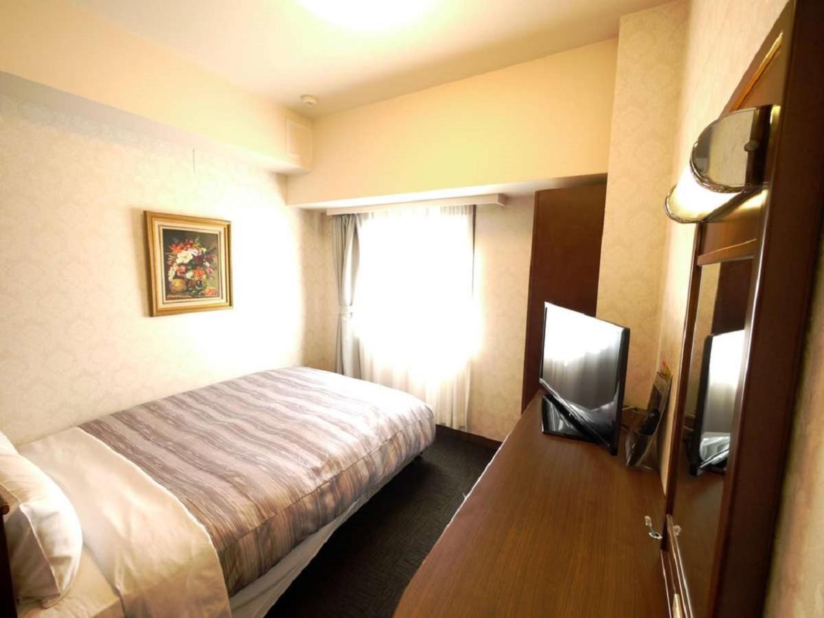Hotel Route-Inn Yokohama Bashamichi Экстерьер фото