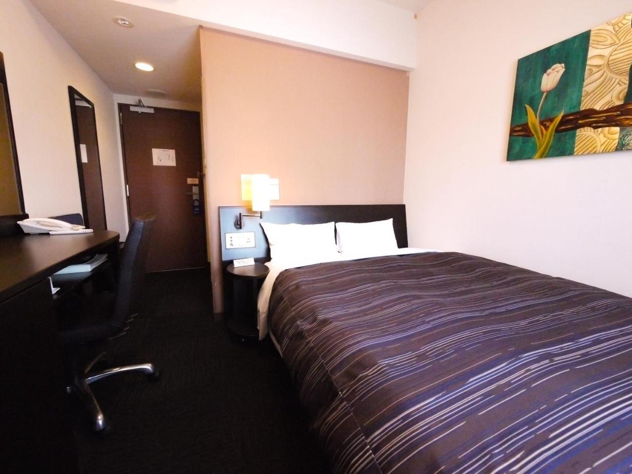 Hotel Route-Inn Yokohama Bashamichi Экстерьер фото