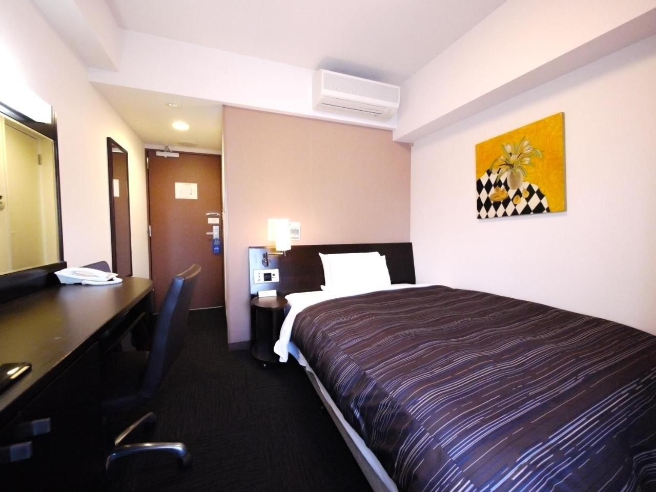 Hotel Route-Inn Yokohama Bashamichi Экстерьер фото